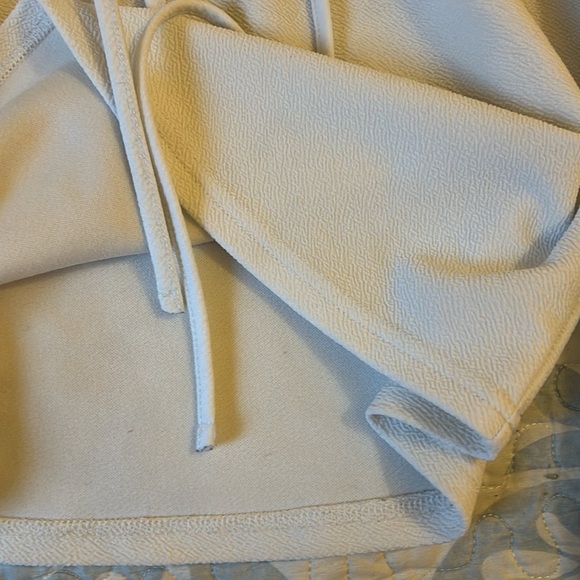 SHEIN blouse - Picture 5 of 7